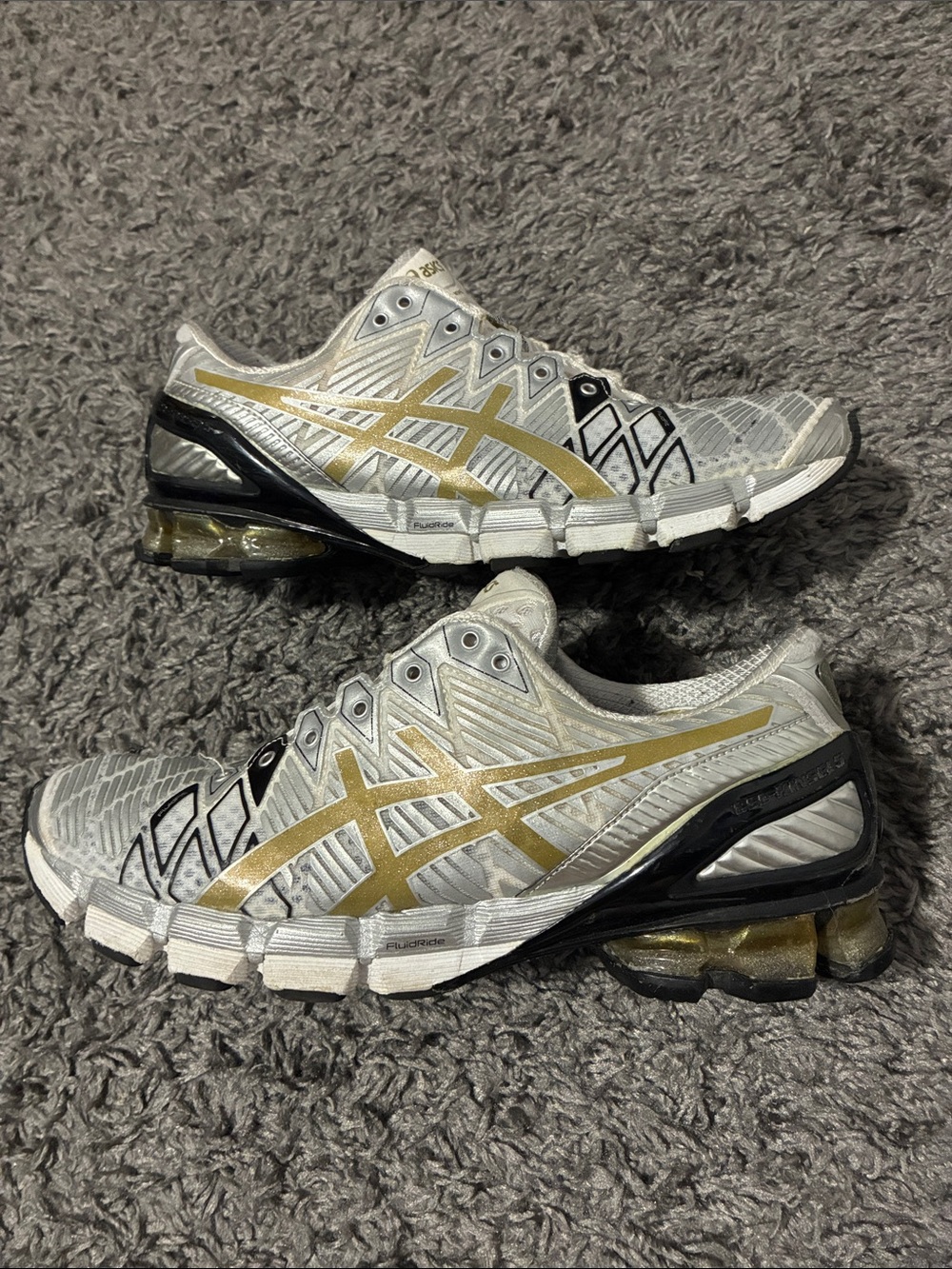 ASICS gel kinsei 6